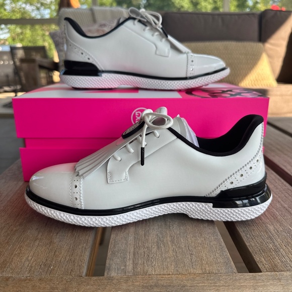 G/FORE Gallivan2r Brogue Kiltie Cap Toe Golf Shoe Women's 7.5 Snow / Onyx NEW - Picture 4 of 8